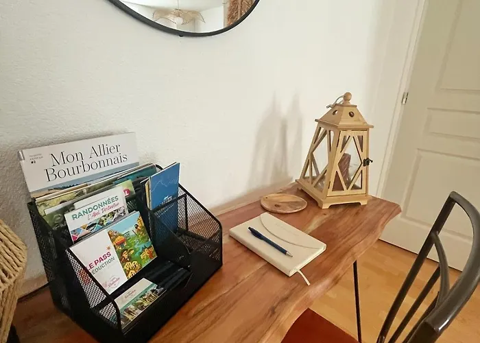 Апартаменты Apparemment A 6 Kilometres Du Pal - Le Cocon De Kenna *