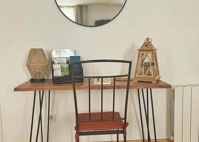 Apparemment A 6 Kilometres Du Pal - Le Cocon De Kenna Апартаменты Домпьер-сюр-Бебр