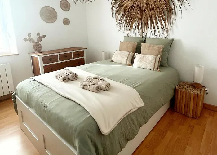 Apparemment A 6 Kilometres Du Pal - Le Cocon De Kenna